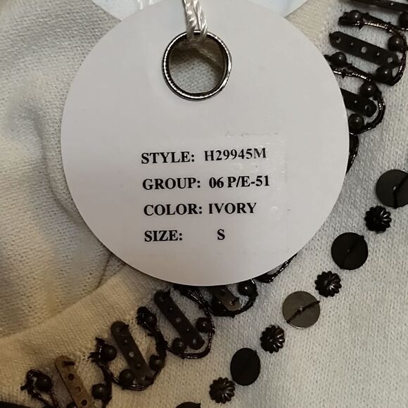 NWT Yuka Beaded Boho Knit Top Ivory Sz S Blouse Embellished Shirt - Picture 12 of 13